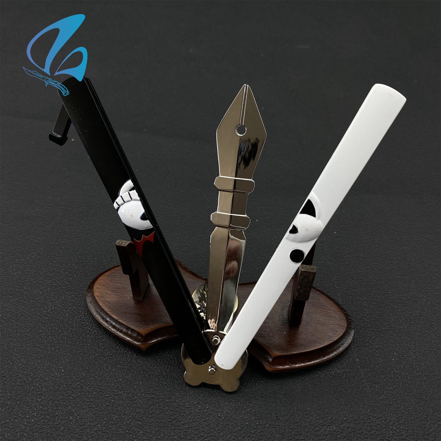 Cute Bear Butterfly Knife Bear Balisong Fan Art For Display Only