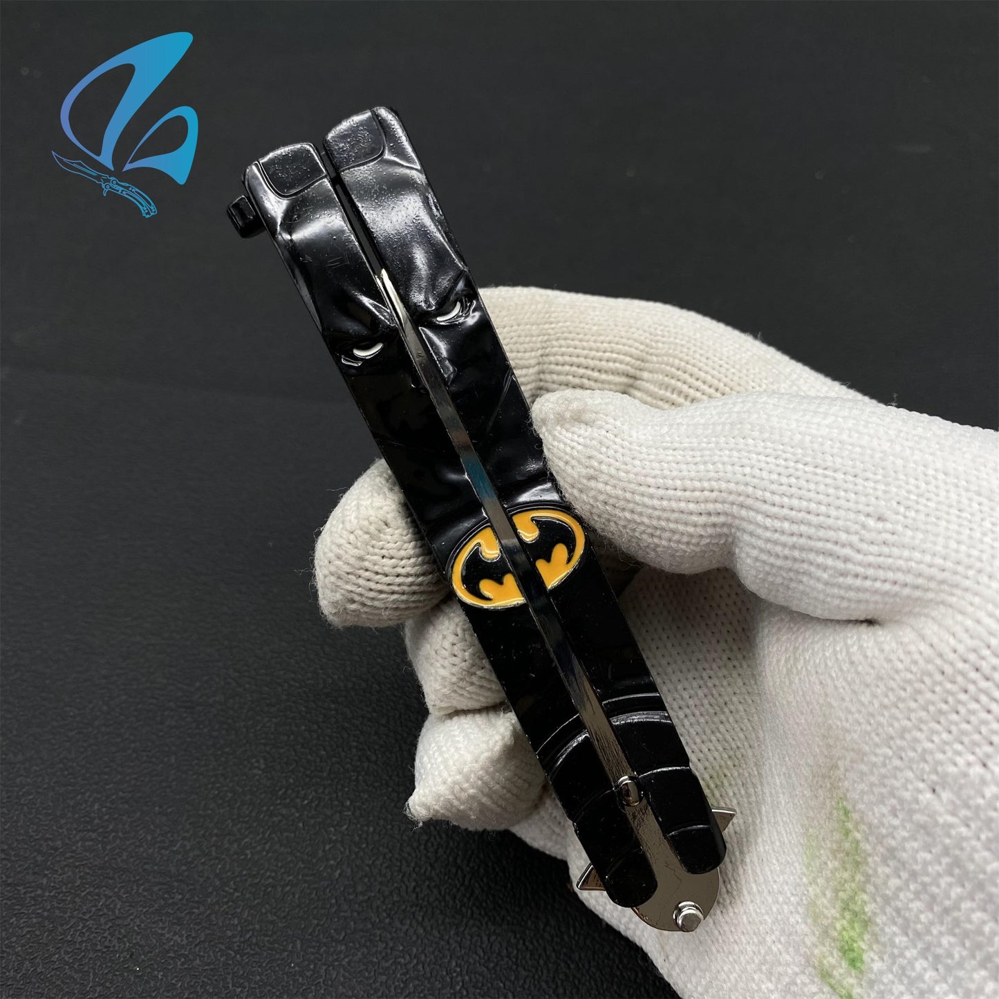 Superhero Sculpture Butterfly Knife Cool Hero Relief Balisong Fan Art For Display Only