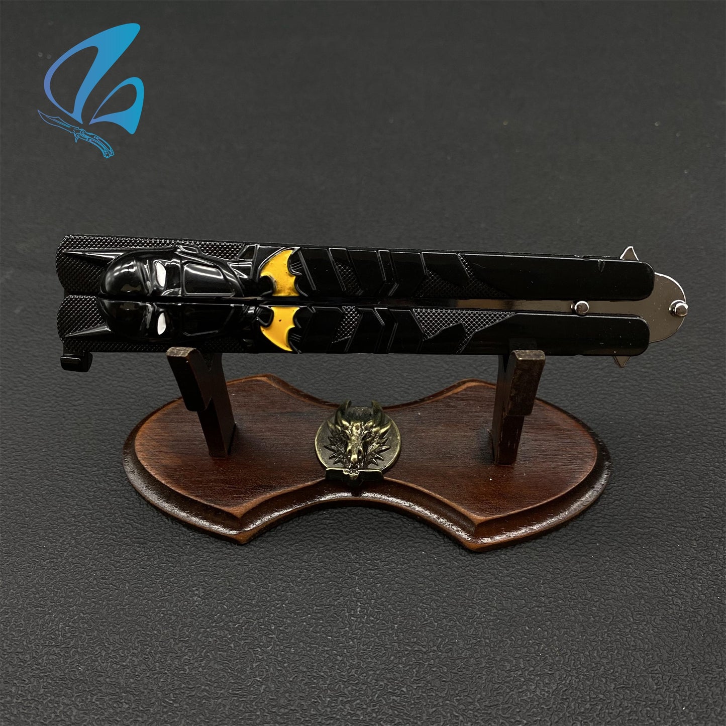 Superhero Sculpture Butterfly Knife Cool Hero Relief Balisong Fan Art For Display Only