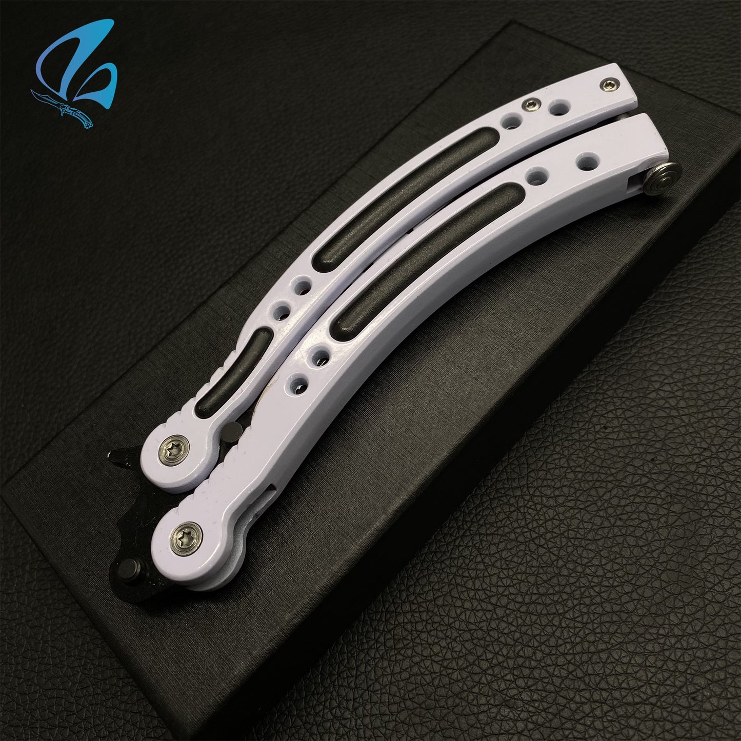 CSGO White Shark Butterfly Knife Trainer White Shark Skin Balisong Trainer
