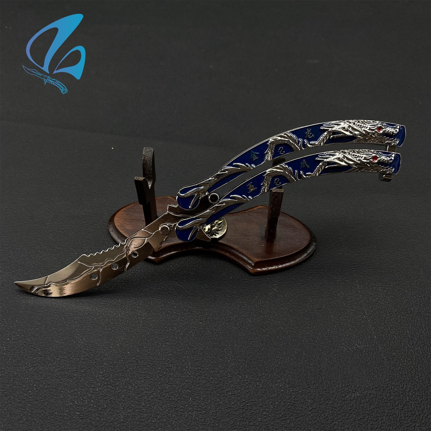 Golden Dragon Sculpture Butterfly Knife Silver Dragon Relief Balisong Fan Art For Display Only