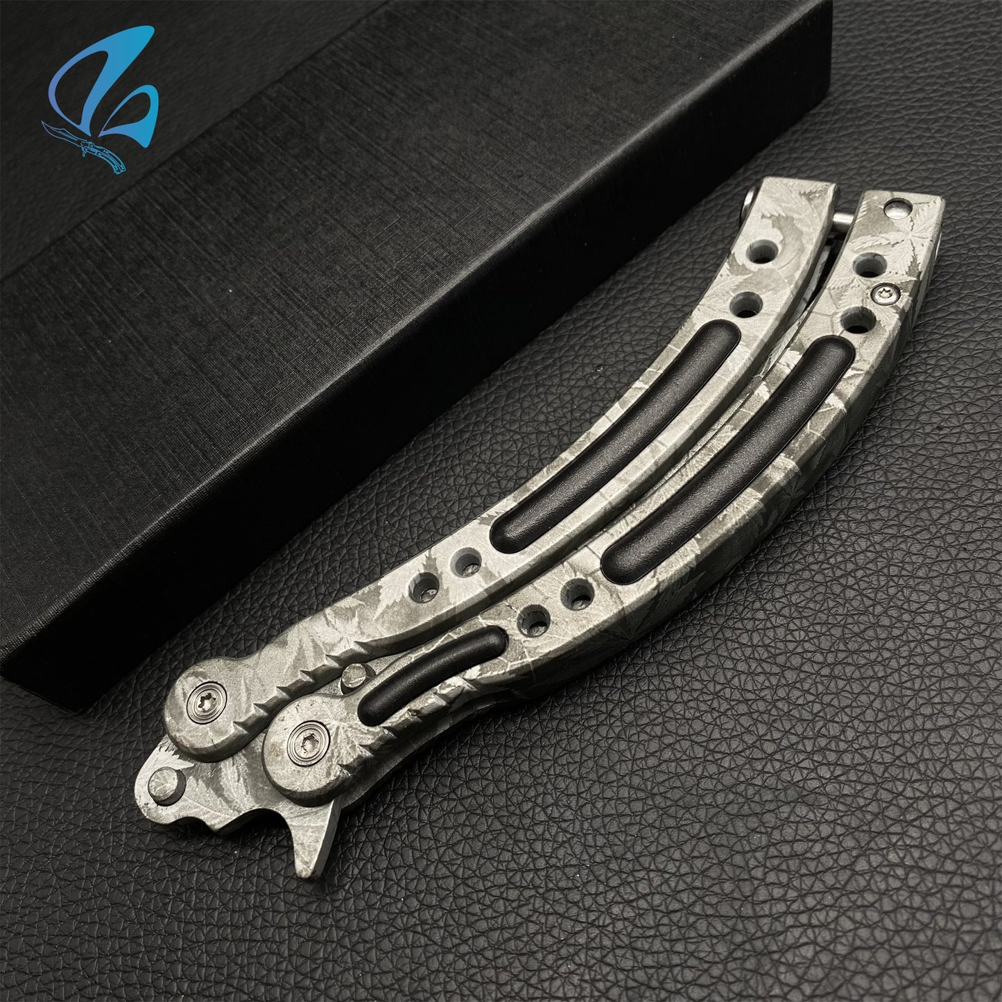 CSGO Maple Leaves Butterfly Knife Trainer Maple Leaves Skin Balisong Trainer